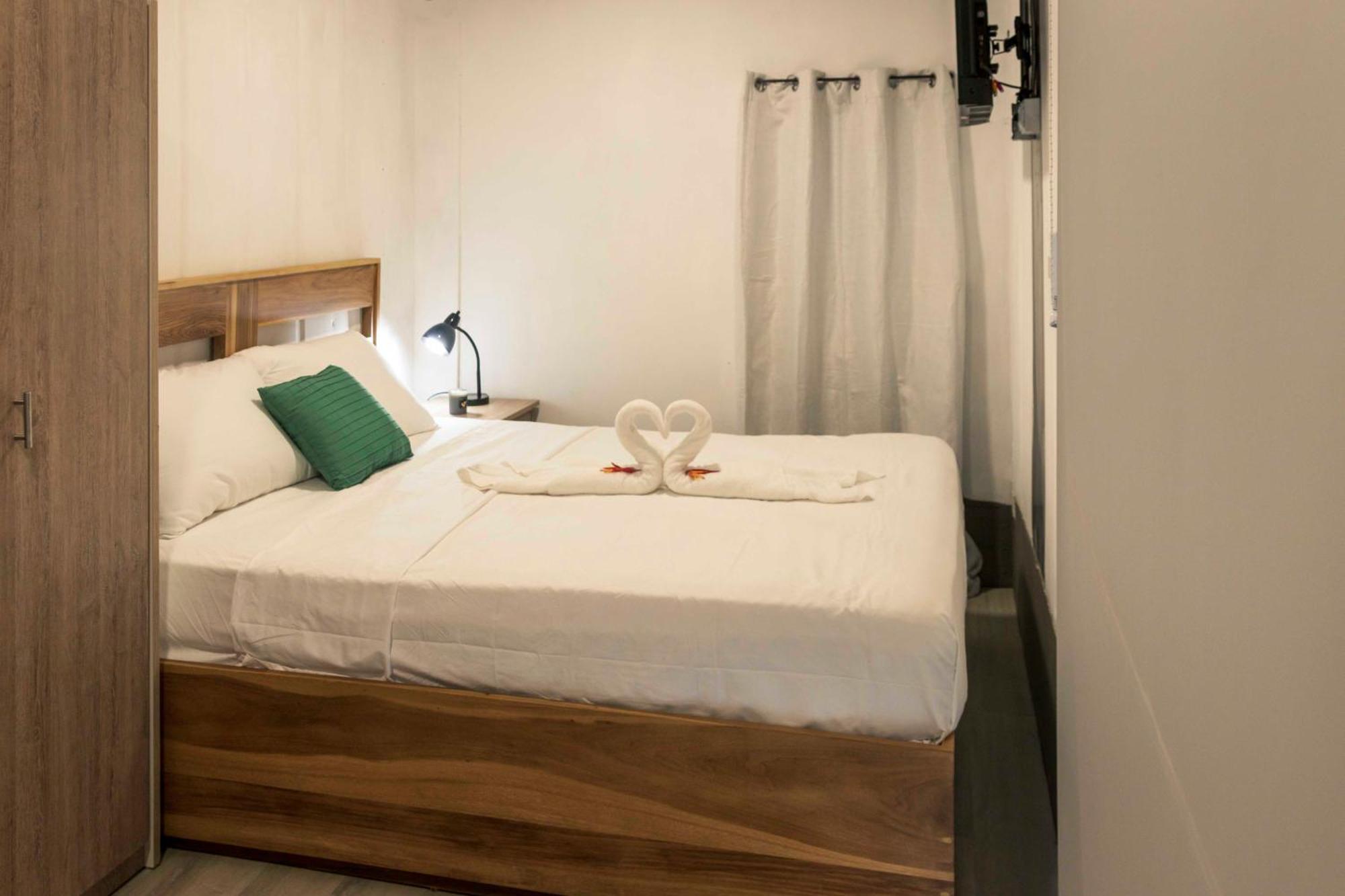 Emi'S Place Container Living Uvita Ngoại thất bức ảnh