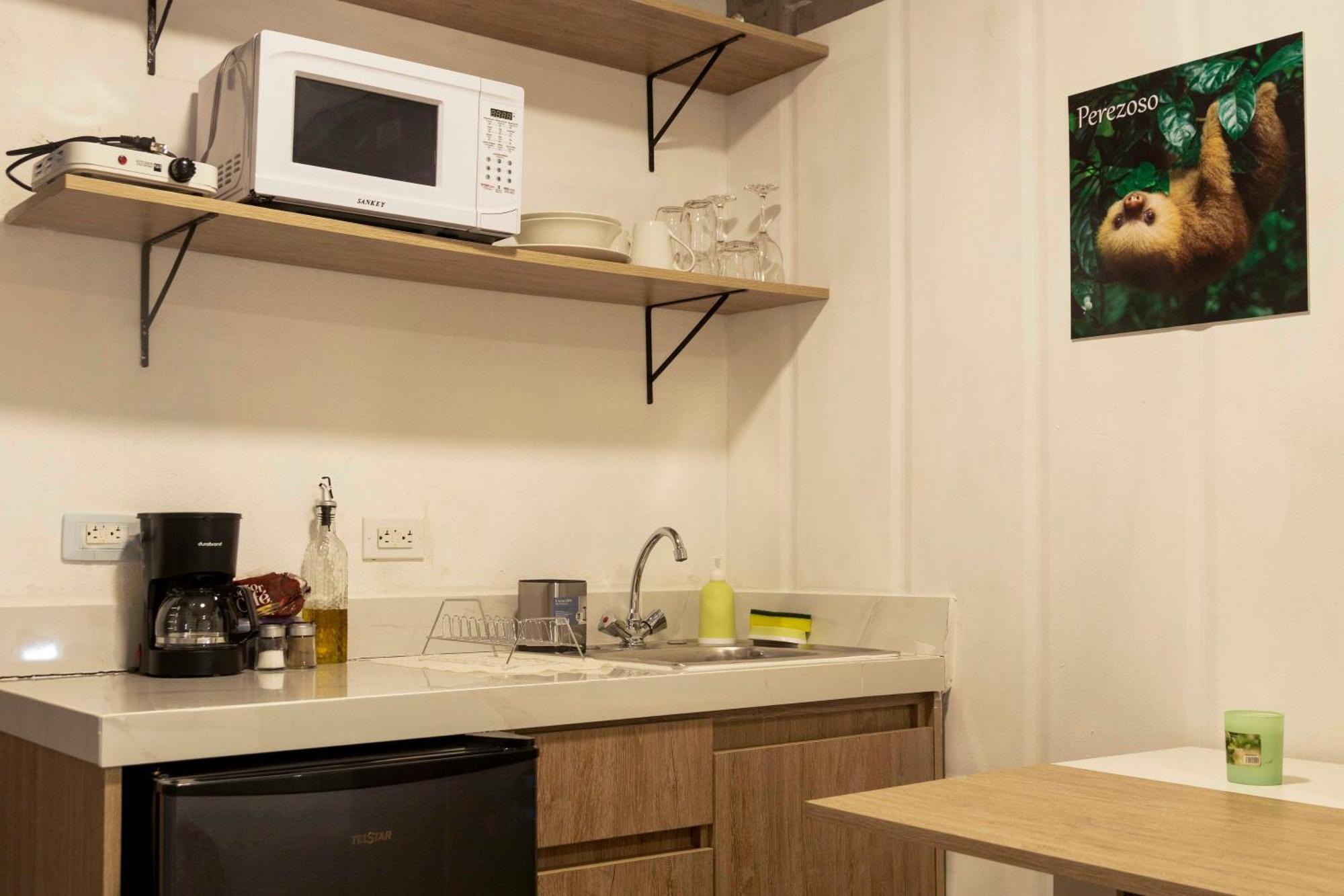 Emi'S Place Container Living Uvita Ngoại thất bức ảnh
