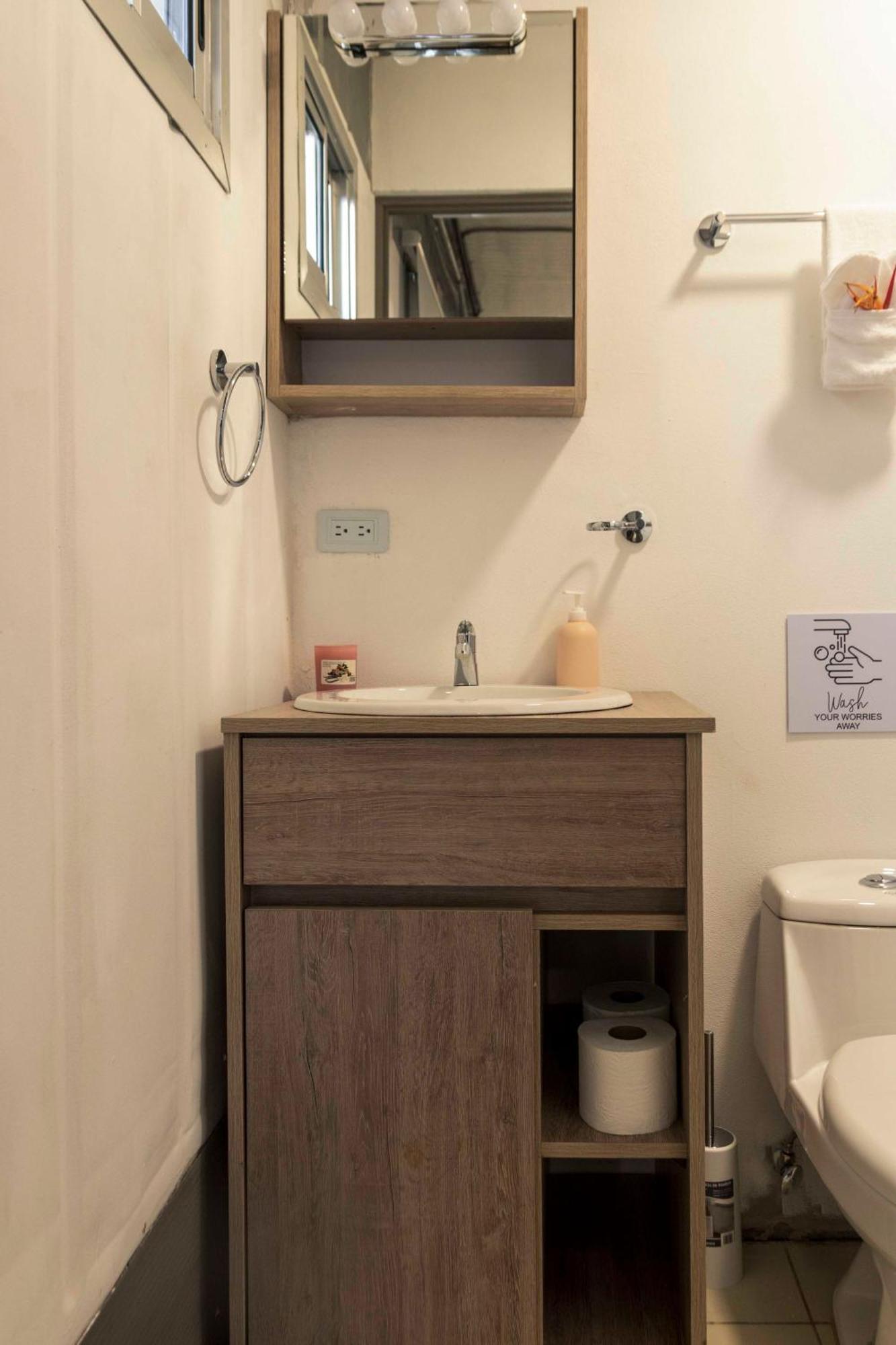 Emi'S Place Container Living Uvita Ngoại thất bức ảnh